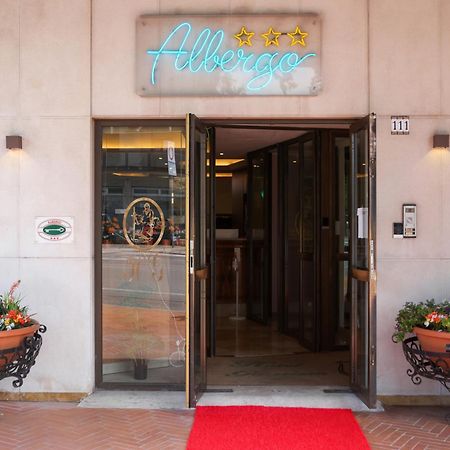 Hotel Alla Giustizia เมสเตร ภายนอก รูปภาพ