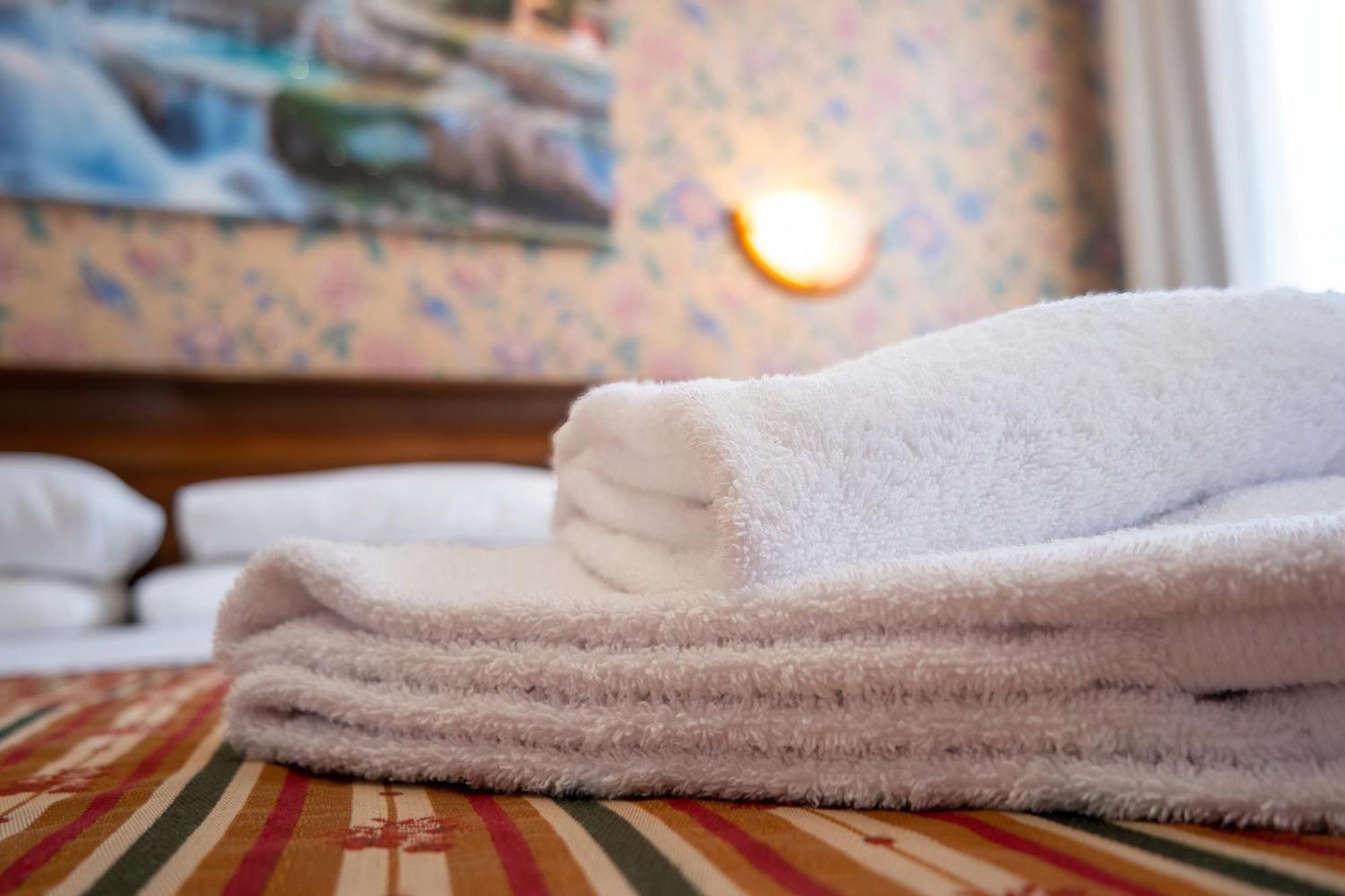 Hotel Alla Giustizia เมสเตร ภายนอก รูปภาพ