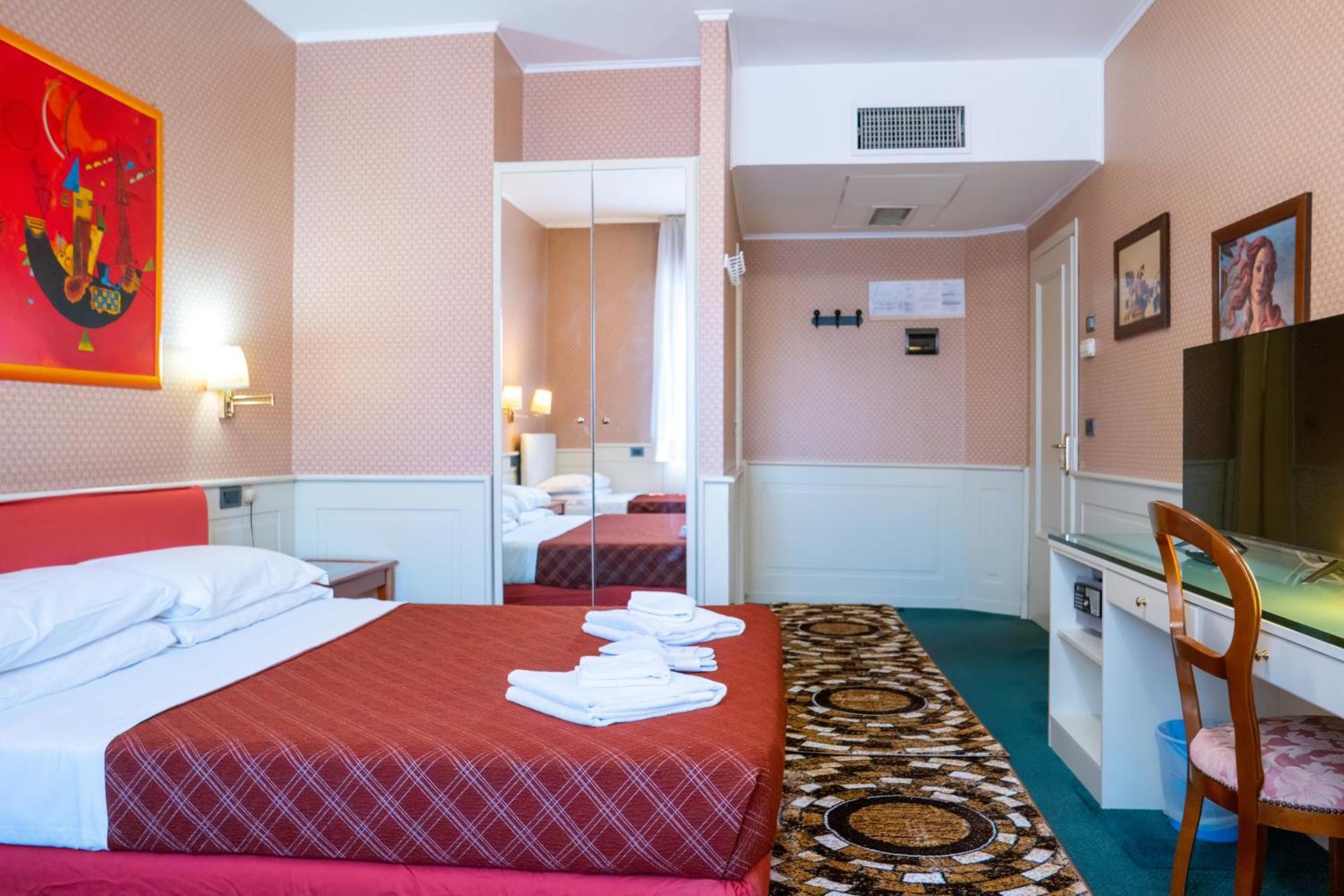Hotel Alla Giustizia เมสเตร ภายนอก รูปภาพ