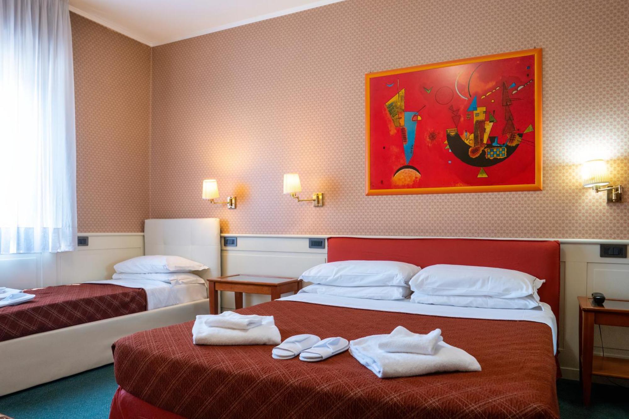 Hotel Alla Giustizia เมสเตร ภายนอก รูปภาพ