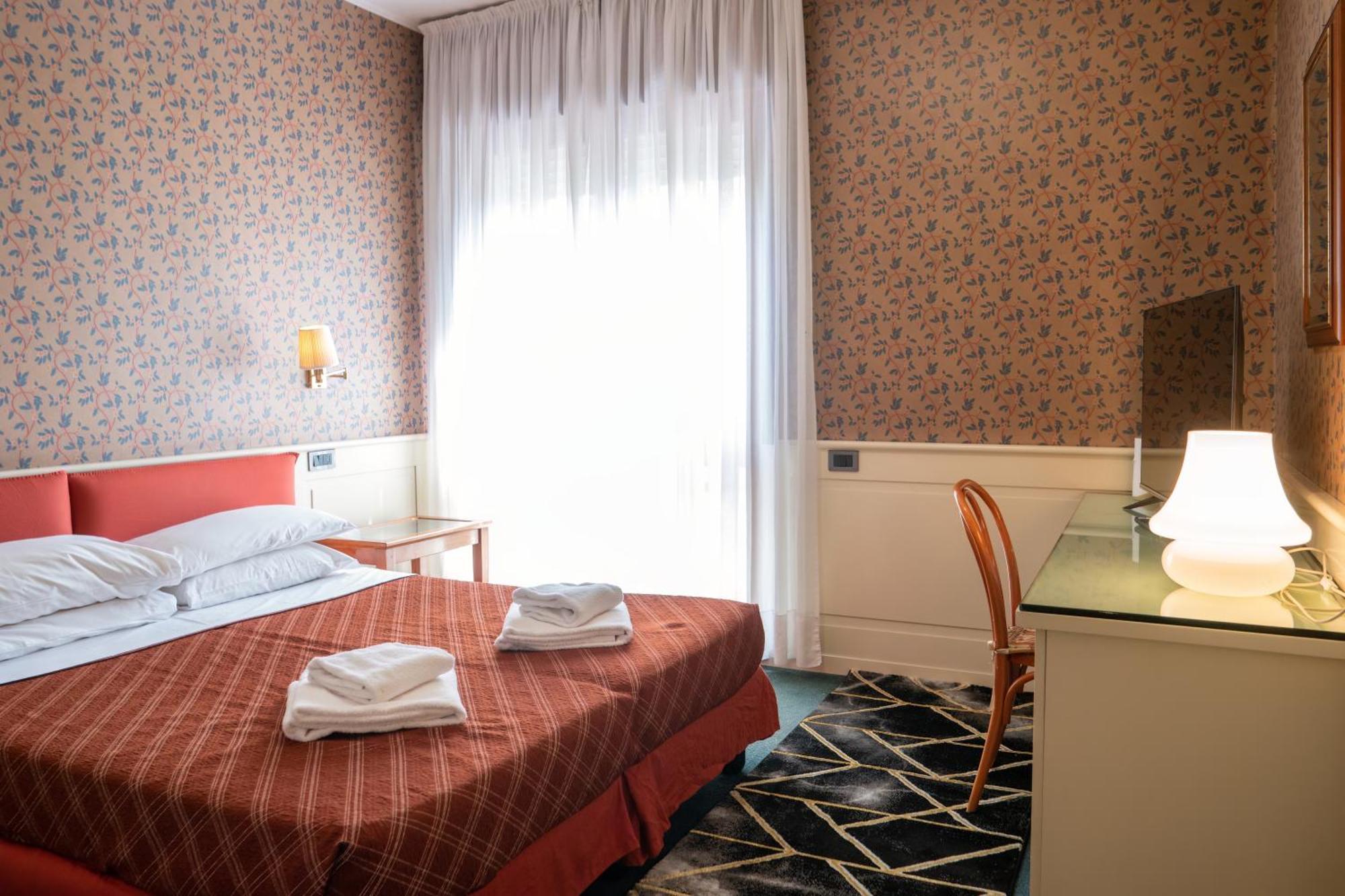Hotel Alla Giustizia เมสเตร ภายนอก รูปภาพ