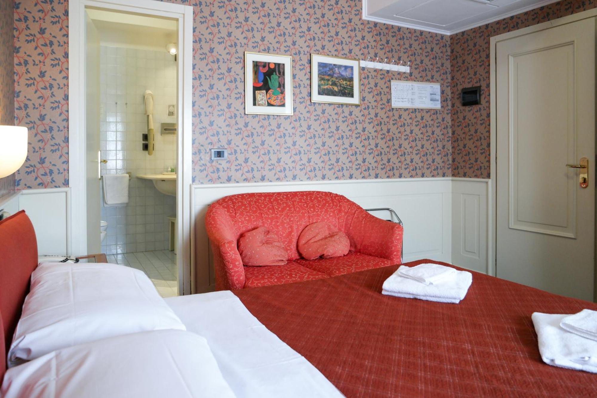 Hotel Alla Giustizia เมสเตร ภายนอก รูปภาพ