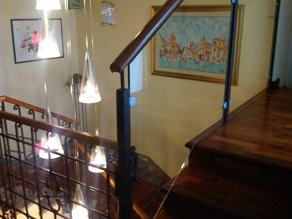 Hotel Alla Giustizia เมสเตร ภายนอก รูปภาพ